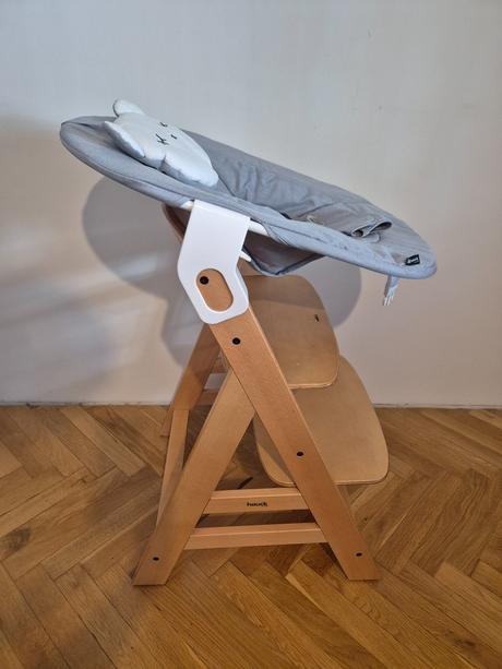 Drevena rastuca stolicka + bouncer, hauck