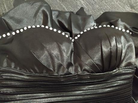 Kratke spolocenske saty pretty woman s bolerkom38, 38