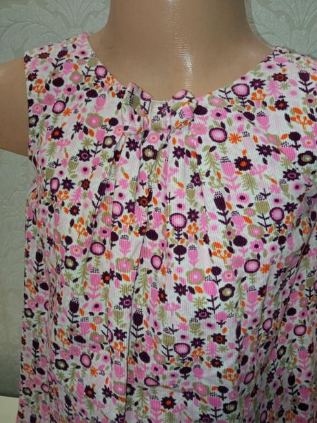 Dievčenské vzorované menčestrové šaty s kvietkami, h&m,98