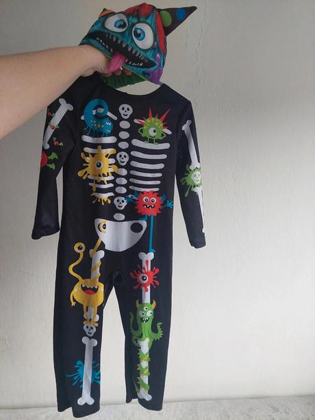 Bacil / strašidlo karnevalový komplet kostým 80-92,