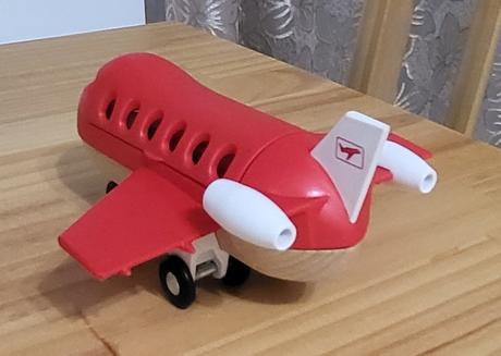 Lietadlo brio 33512 passenger plane, 