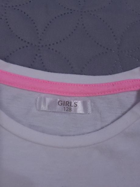 Pretacacie tricko s hviezdickou, 128