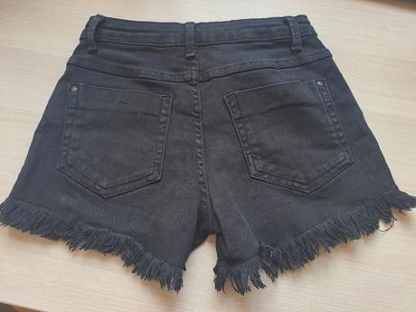 Cierne riflove kratasy v. 146, coccodrillo,146