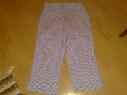 Trištvrtky kockové pre slečinku na 9/10rok, 152