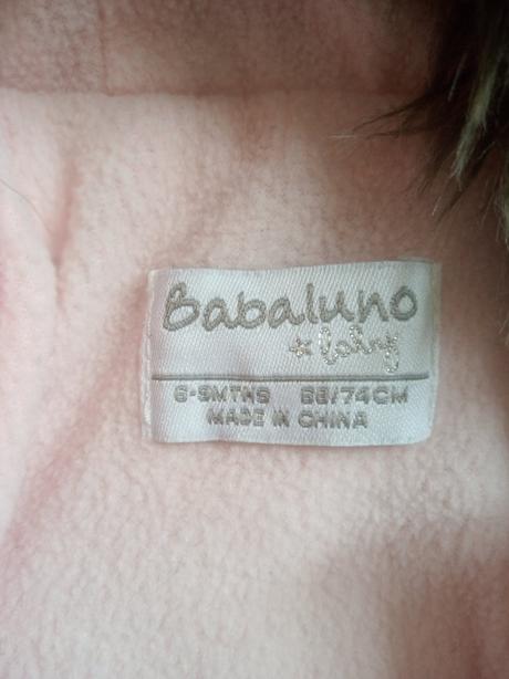 Overal na zimu, babaluno,68