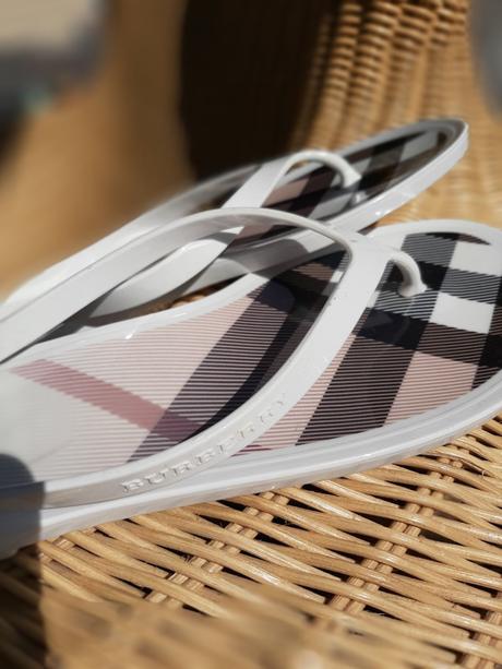 Burberry flip flop 38, burberry,38