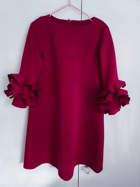 Slávnostné šaty, 134