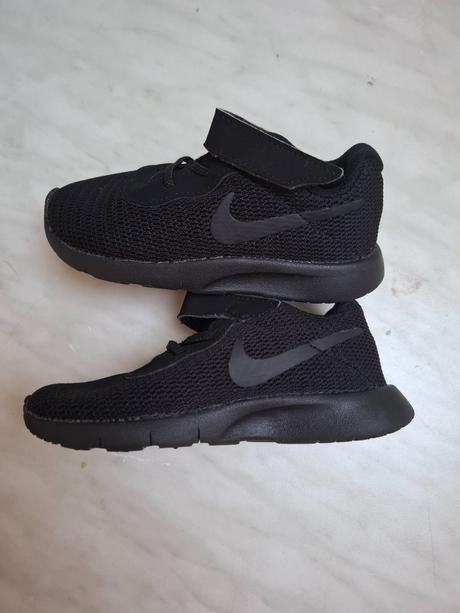 Botasky pre chlapcov  veľ.25, nike,25