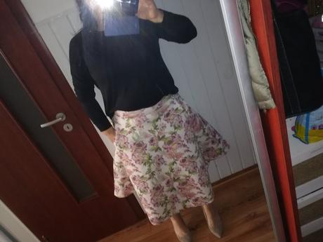 Neoprénova sukna, h&m,44