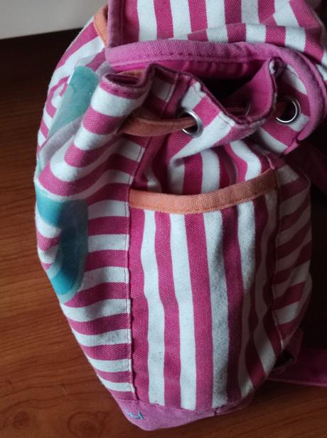 Malý batoh pre slečnu, reserved