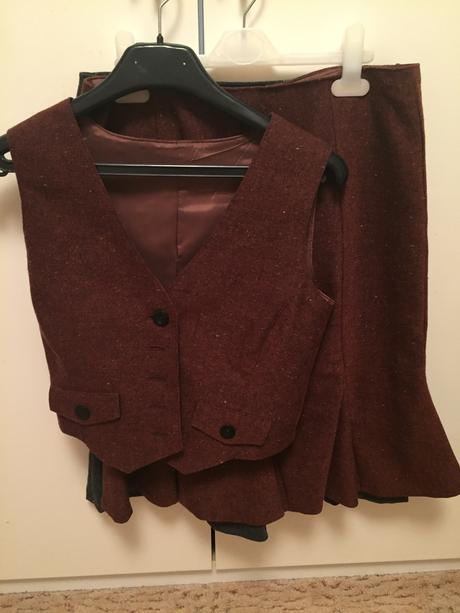 Sukna + vesta, 36