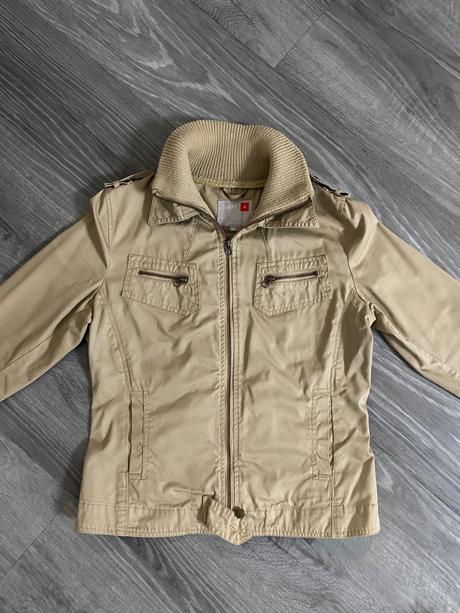 Bundička na jeseň, s