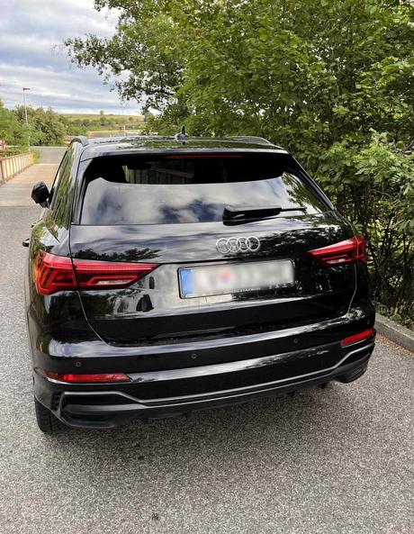 Audi q3 35 2.0 tdi q3 s tronic, čierne, diesel, audi