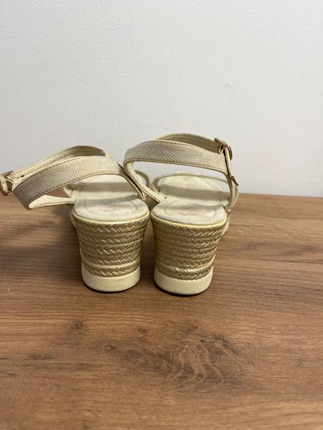 Letné sandálky, 38