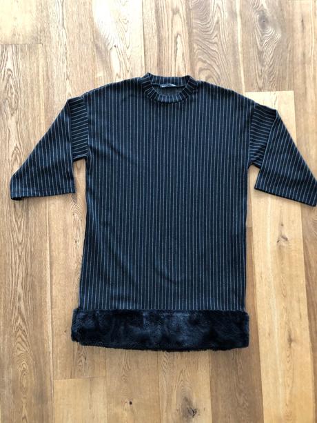 Cierne saty s kozusinkou, zara,s