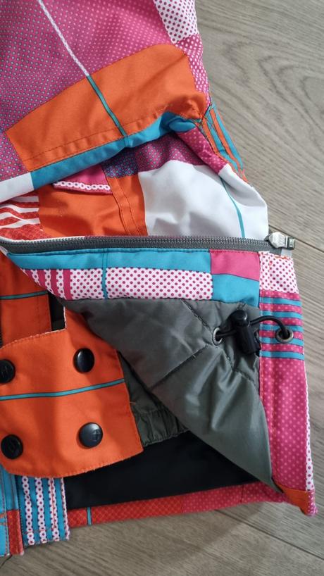 Lyžiarska bunda, 104