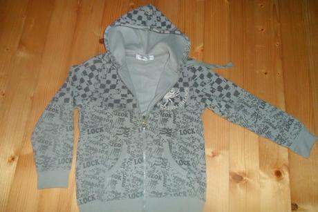 Zateplena mikina, 152