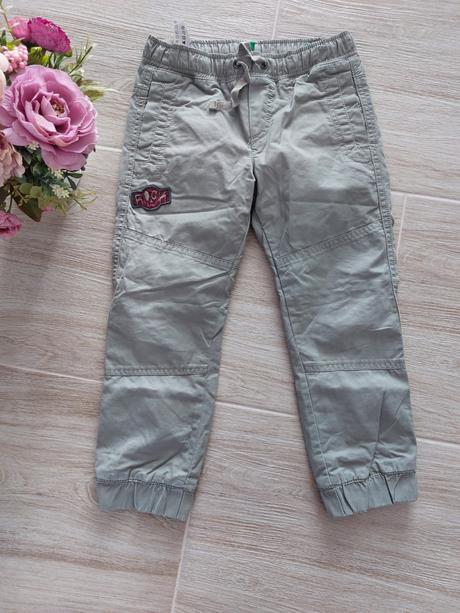 Podšité nohavice, benetton,104