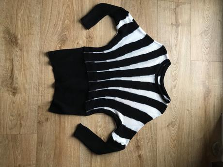 Elegantny ciernobiely pulovrik, s