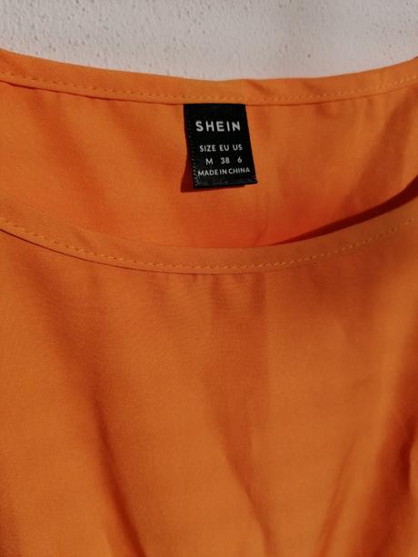 Oranžové šaty, 38, 38