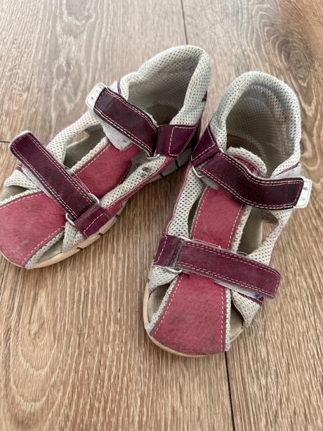 Sandálky, 29