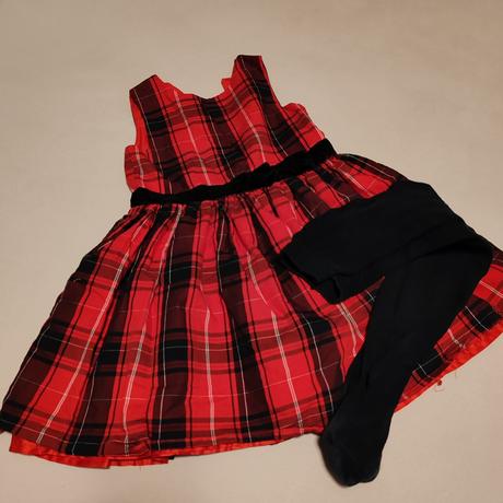 Vianočné šaty, 104