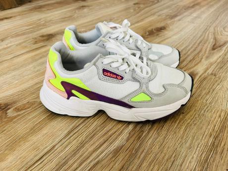 Skvelé tenisky značky adidas falcon, pc 88 eur, adidas,37