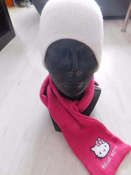 Šál hello kitty č.110-116, disney,110