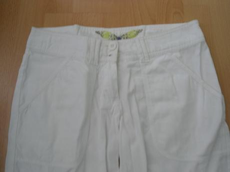 Biele 3/4 nohavice, 36