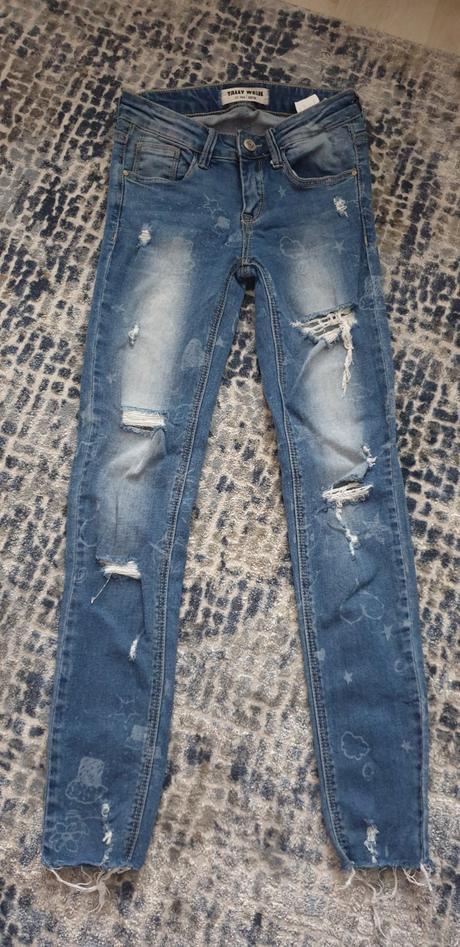 Rifle č.32, tally weijl,32