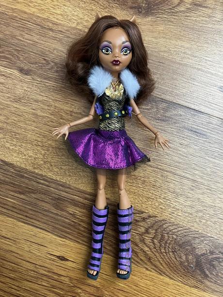Clawdeen alive monster high, 