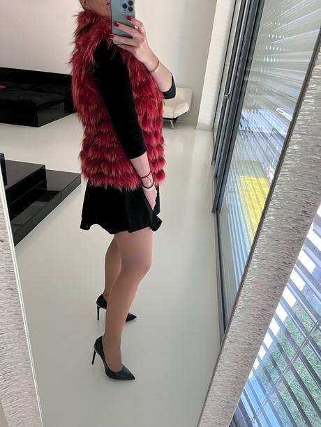 Kozusinova vesta z lisky, s