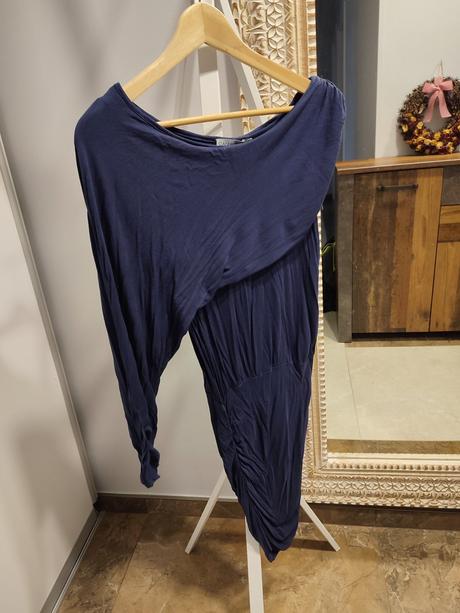 Šaty s jedným rukávom, calliope,s