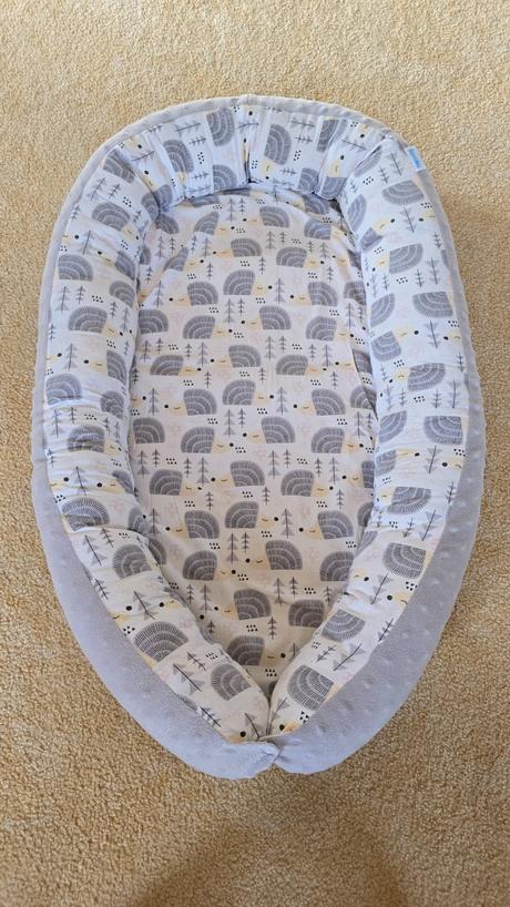 Hniezdo, šírka (cm): 35,dĺžka (cm): 80