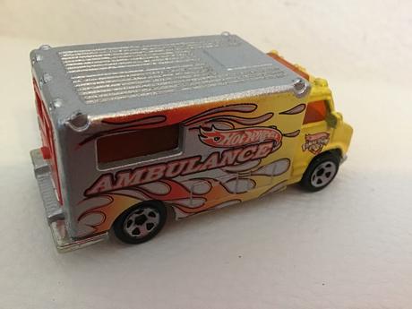 Hot whells ambulance, 