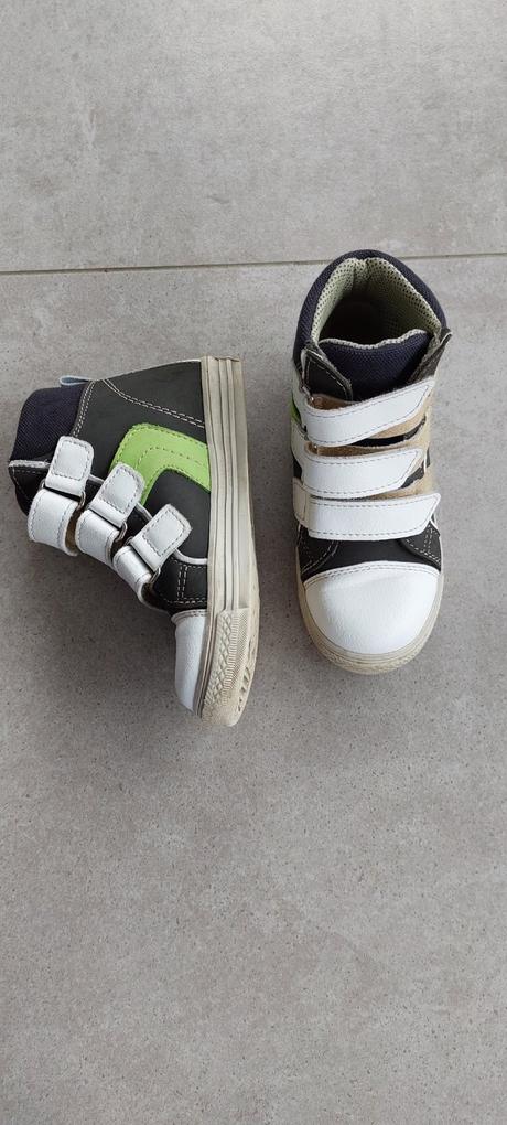 Koženné topánky, 28