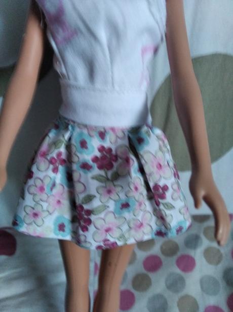 Sukne babiku barbie, 