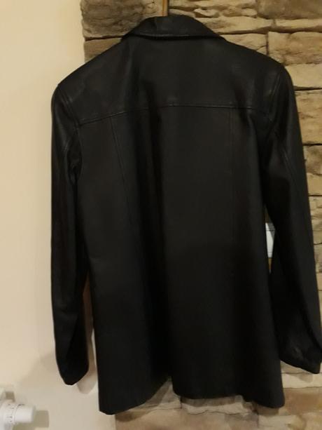Kožená bunda, 44