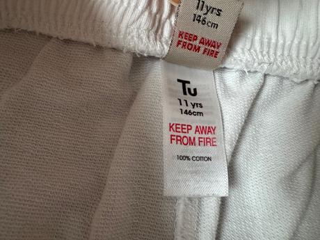 Biele bavlnene sortky 146-152, tu,152