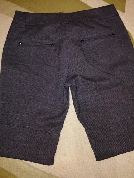 Dlhšie kraťasy, 34