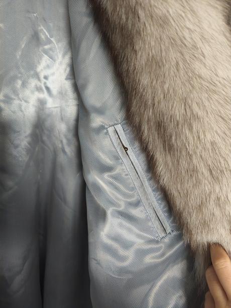 Luxusny kozuch zo striebornej lisky, m