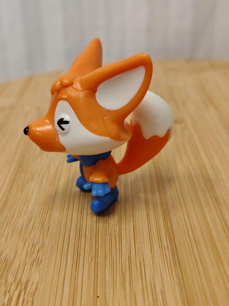 Figúrka líška, kinder maxi, séria iced lake foxes, 