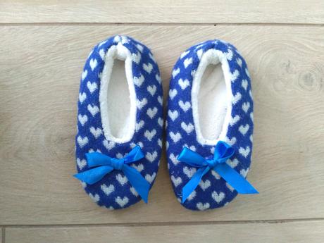 Teplé papučky s mašličkou a srdiečkami, f&f,22