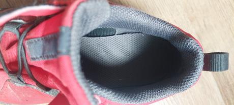 Cervene volnocasove topanky., quechua,31