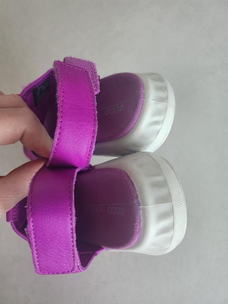Fialové sandálky ecco veľkosť 33, ecco,33