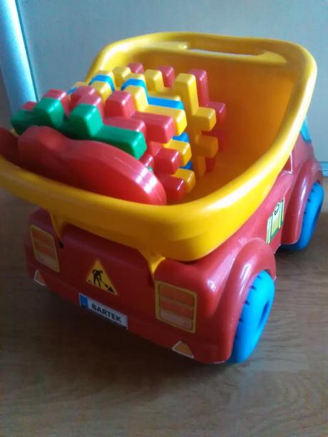 Nákladné auto vyklápacie, 