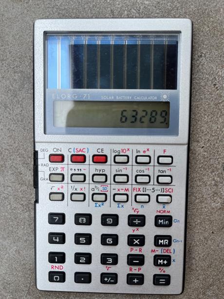 Kalkulačka elorg-71,