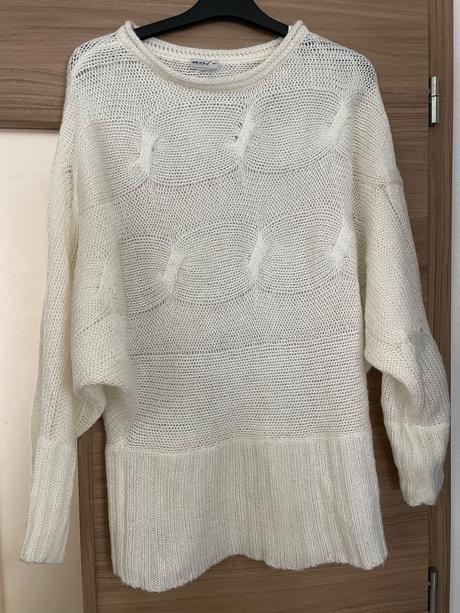 Sveter, okay,40