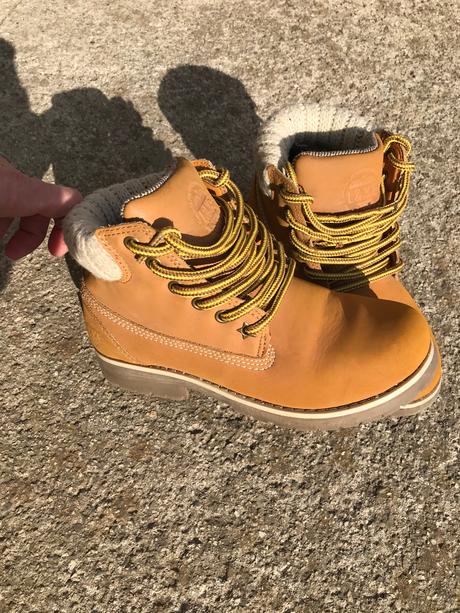 Prechodne tristvrtove topanky top stav, next,32