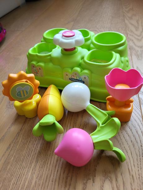 Vkladačka záhradka clementoni,